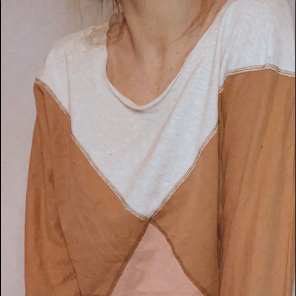 Color Block Sweater - Picture 2 of 3